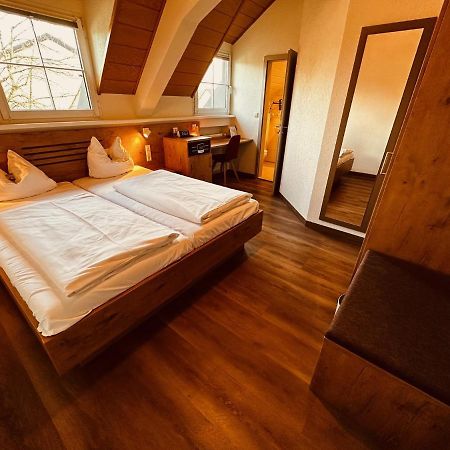 Hotel Und Wirtshaus Loewen Rielasingen-Worblingen エクステリア 写真