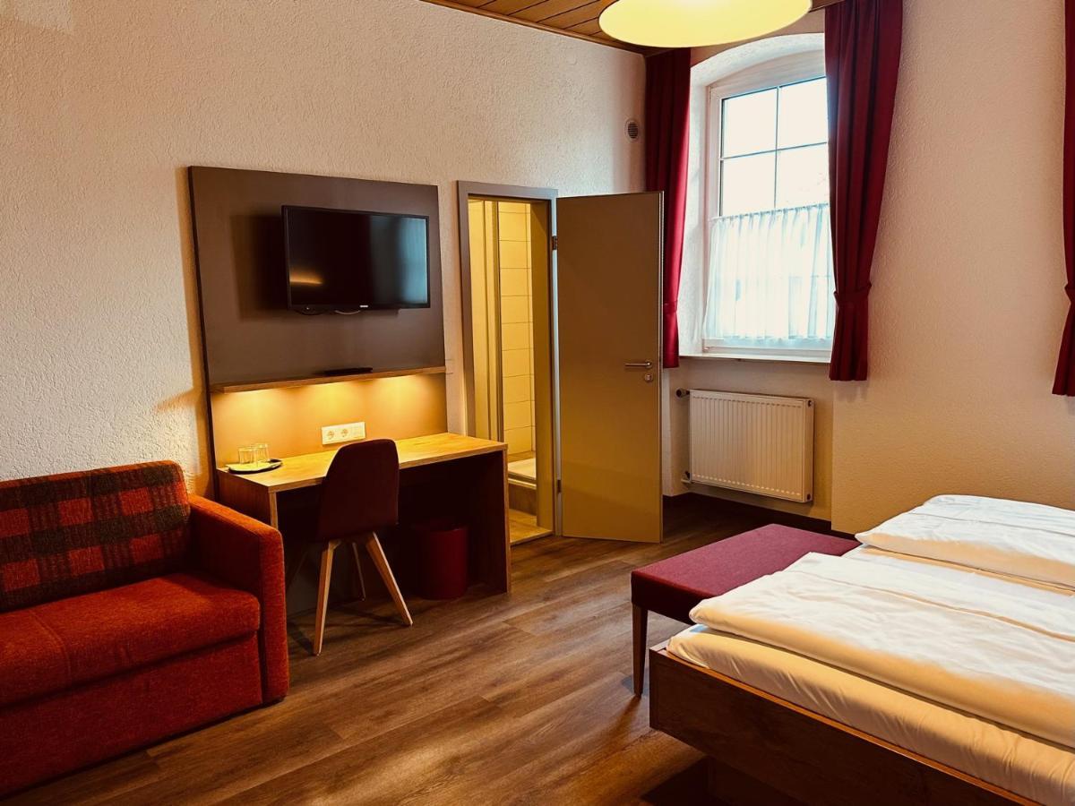 Hotel Und Wirtshaus Loewen Rielasingen-Worblingen エクステリア 写真